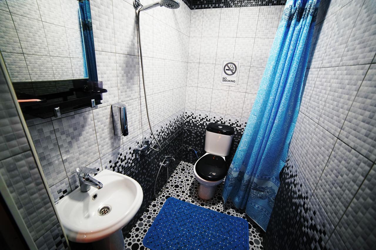 Amsterdam Hostel 巴库 外观 照片