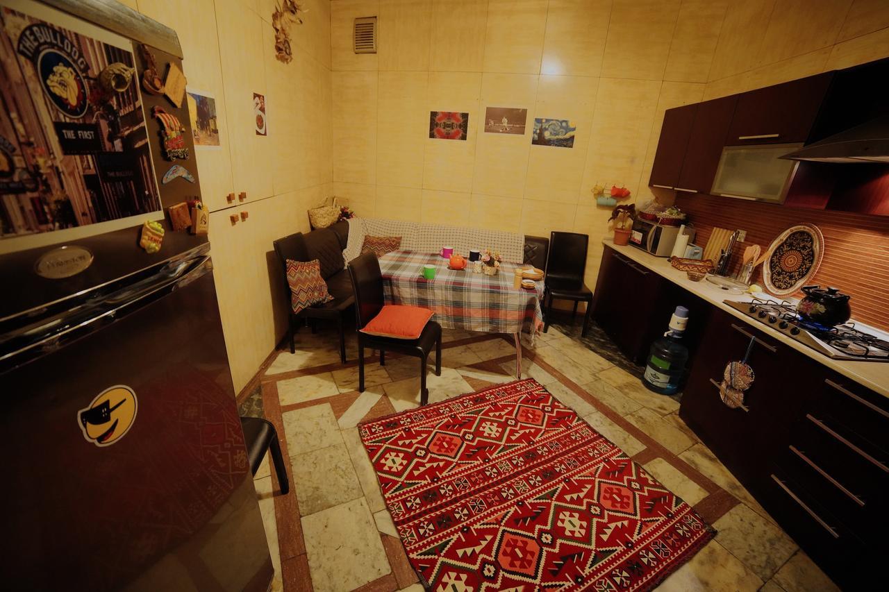 Amsterdam Hostel 巴库 外观 照片